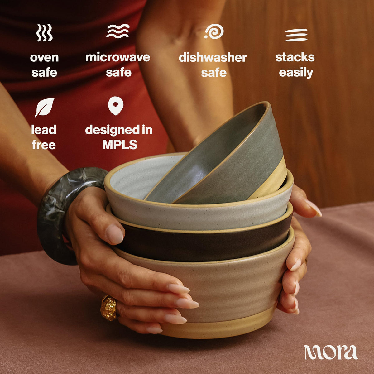 Set of 4 Ceramic Bowls O3874